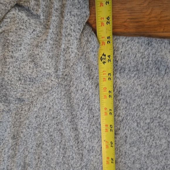 ST. JOHNS BAY WOMAN'S PLUS SIZE HEATHER GRAY LONG SLEEVES TOP SIZE 2X - Picture 9 of 14